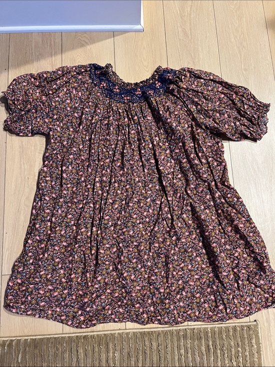 Doen Dresses & Skirts - Doen Floral Puff Sleeve Smocked Yoke Dress - Black/Pink